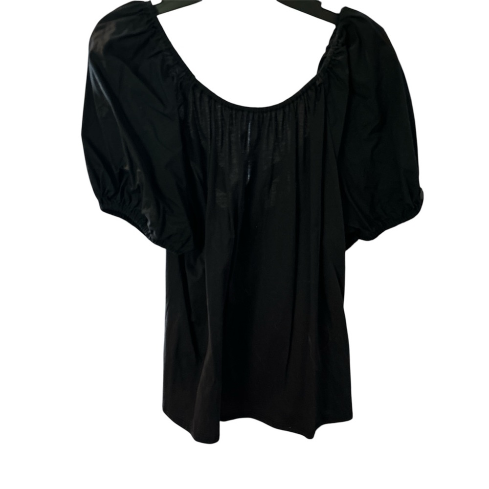 Elegant Black Women's Top with keyhole back PTP 14-17 L 23
